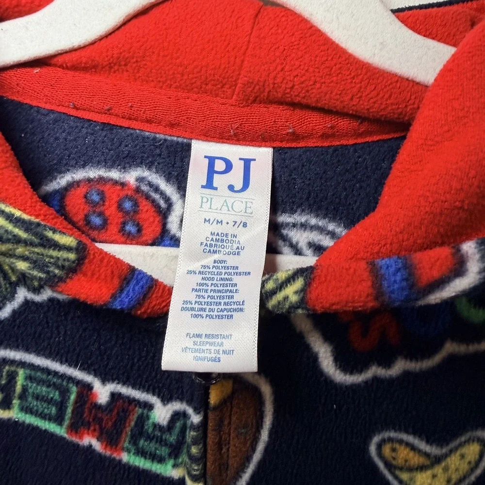 Boys One Piece Pajamas size M 7/8 Brand Children's Place - Fast Food Graphics